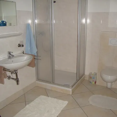 格斯瓦德内公寓酒店 公寓 *