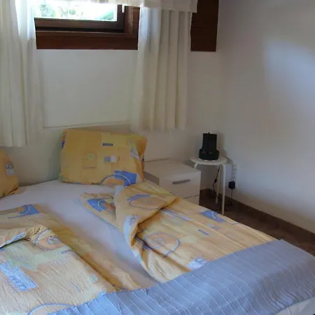 格斯瓦德内公寓酒店 滨湖采尔