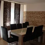 格斯瓦德内公寓酒店