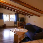 格斯瓦德内公寓酒店 公寓 *